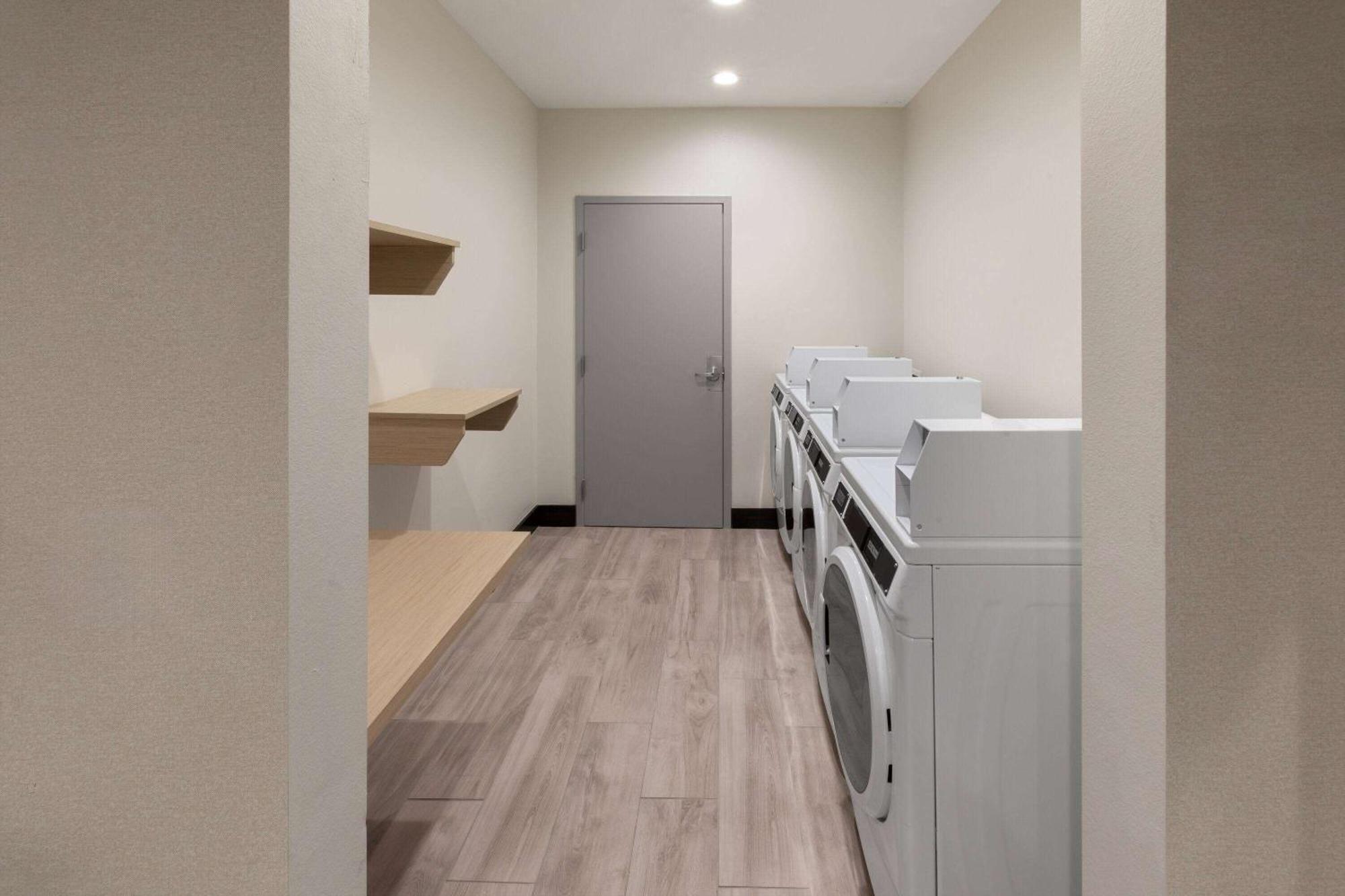 Hawthorn Extended Stay By Wyndham Kingwood Houston Luaran gambar